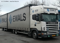 Scania-124-L-420-Ewals-Schiffner-241207-01