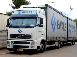 Volvo-FH12-420-Ewals-Ackermans-221007-01