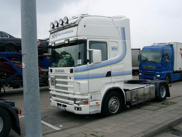 Scania-124-L-420-Hansson-Willann-140505-02.jpg - Michael Willann