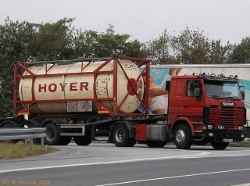 Scania-113-M-400-TACONTSZ-Hoyer-rot