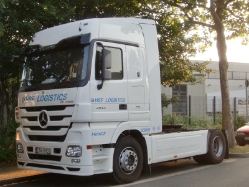 MB-Actros-3-2044-HSF-DS-260610-01