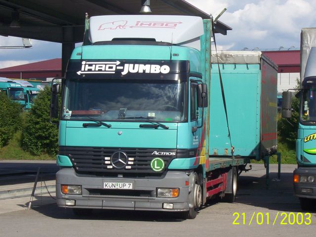 MB-Actros-1835-Ihro-Wimmer-311005-02.jpg - André Wimmer