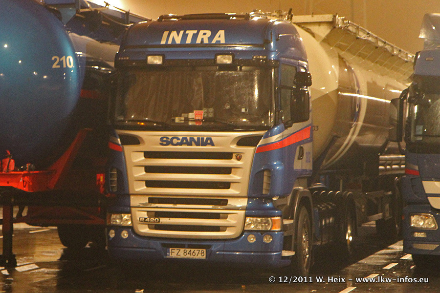 Scania-R-420-Intra-221211-01.jpg