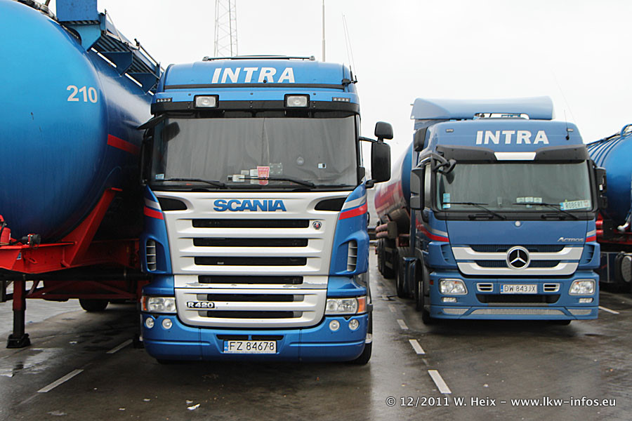 Scania-R-420-Intra-291211-02.jpg