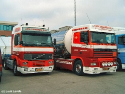 Volvo-FH12-460-Intveen-Levels-210506-07