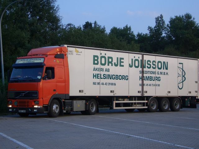 Volvo-FH12-Joensson-281204-1-Stober-01.jpg - Ingo Stober