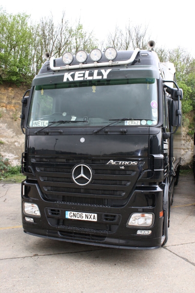MB-Actros-1848-MP2-Kelly-Fitjer-040509-03.jpg