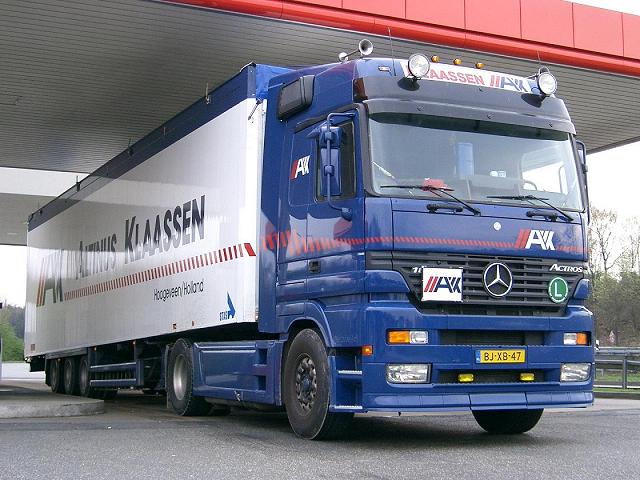 MB-Actros-SZ-Klaassen-Szy-050404-1-NL.jpg - Trucker Jack