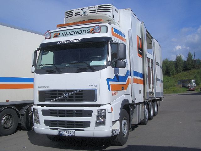 Volvo-FH12-500-Linjegods-Stober-281204-02.jpg - Ingo Stober
