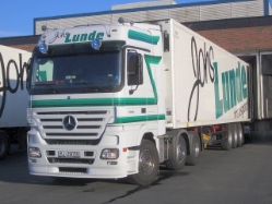 MB-Actros-2546-MP2-Lunde-Stober-070105-01