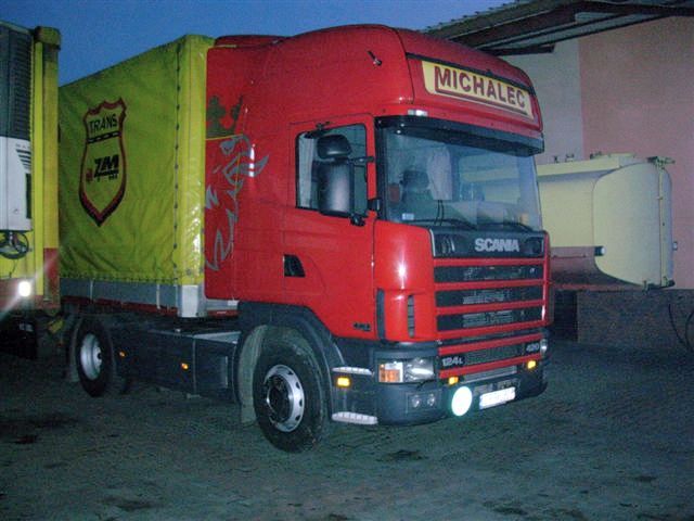 Scania-124-L-420-Michalec-161105-04.jpg