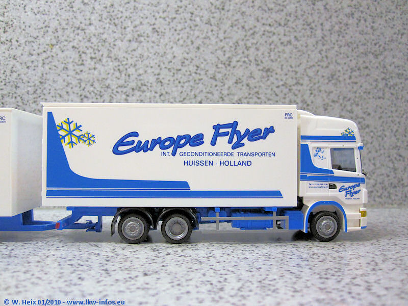 AWM-Scania-R-Europe-Flyer-180110-10.jpg