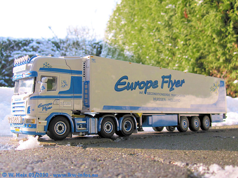 WSI-Scania-R-500-Europe-Flyer-310110-16.jpg