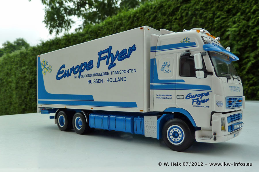 WSI-Volvo-FH12-Europe-Flyer-280712-004.jpg