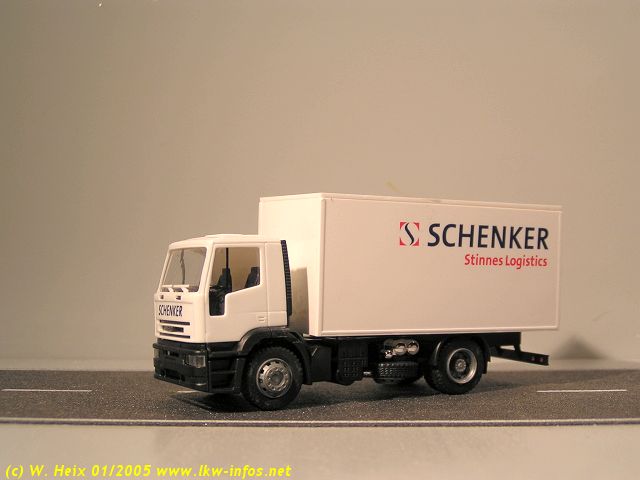 Iveco-EuroTech-Schenker-010105-01.jpg