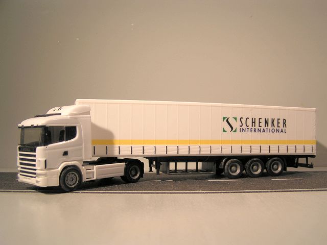 Scania-124-L-420-Schenker-010105-02.jpg
