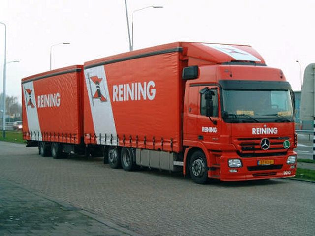 MB-Actros-MP2-Reining-Levels-021204-1-NL.jpg - Luuk Levels