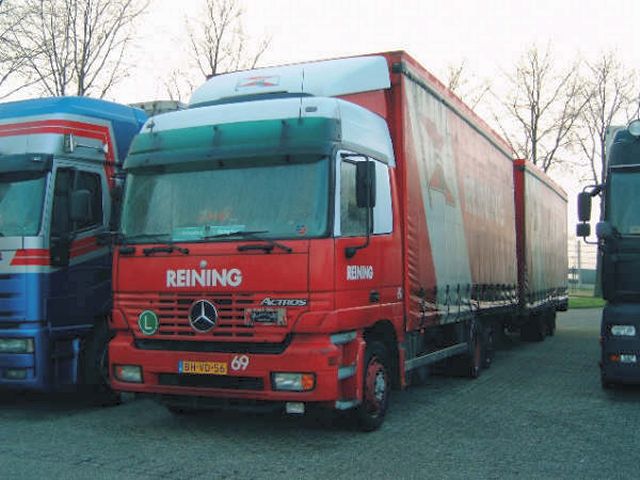 MB-Actros-Reining-Levels-210105-1.jpg - Luuk Levels