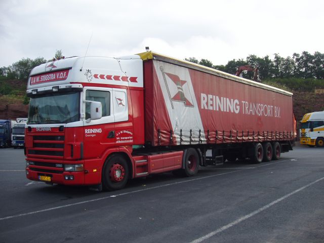 Scania-114-L-380-Reining-Holz-040804-1.jpg - Frank Holz