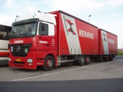 MB-Actros-2541-MP2-Reining-Holz-200505-01