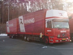 MB-Actros-Reining-Holz-100206-01