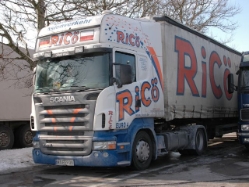 Scania-R-470-Ricoe-Schiffner-020405-01