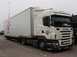 Scania-R-420-de-Rijk-Holz-310807-01
