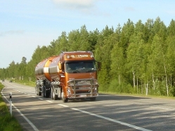 Volvo-FH12-RL-Trans-Lindedahl-200805-03