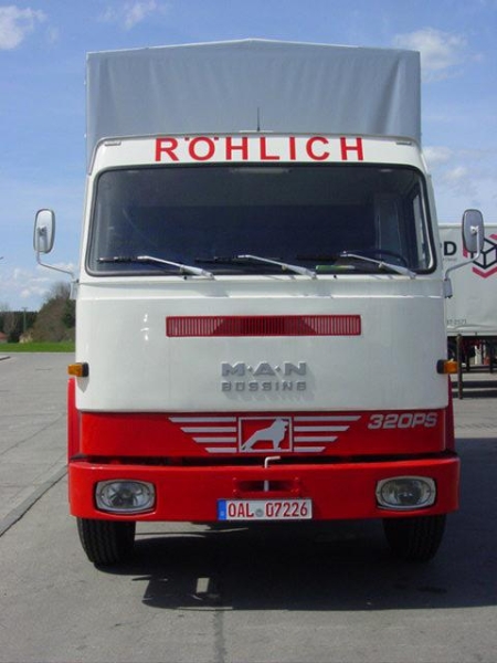 Buessing-BS16-Roehlich-280404-4-H.jpg