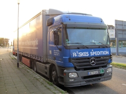 MB-Actros-MP2-1844-Roeskes-DS-141008-01