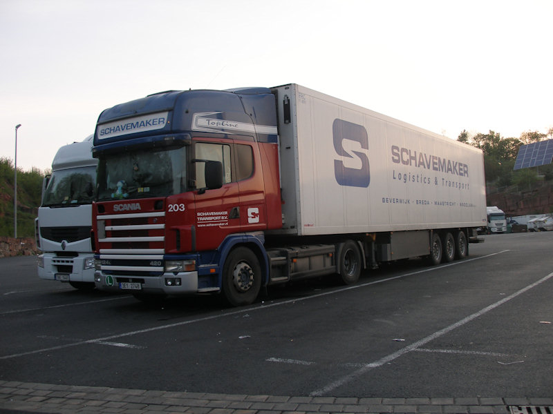 Scania-124-L-420-Schavemaker-Holz-040608-01.jpg - Frank Holz