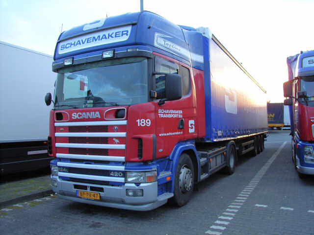 Scania-124-L-420-Schavemaker-Skolaut-050906-02.jpg - Oliver Skolaut