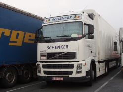 Volvo-FH12-420-Schenker-Holz-080607-01