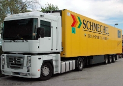 Renault-Magnum-Schmechel-Schiffner-200107-01