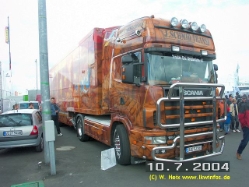 Scania-164-L-580-Schmid-Monument-Truck-100704-5
