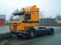 Scania-113-H-360-Schroen-Vossen-Levels-140505-01