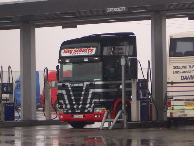 Scania-124-L-400-Schultz-Stober-311204-02.jpg - Ingo Stober