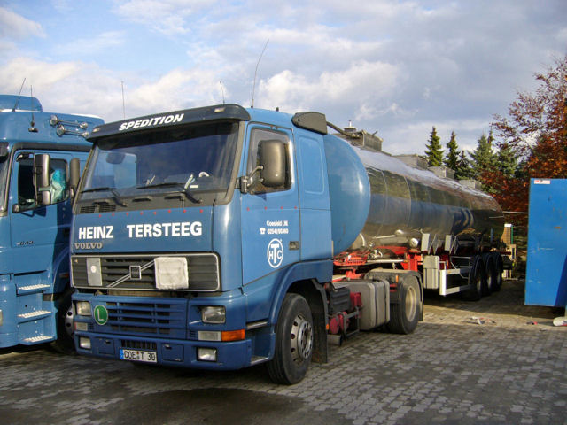 Volvo-FH12-Tersteeg-Voss-171206-01.jpg