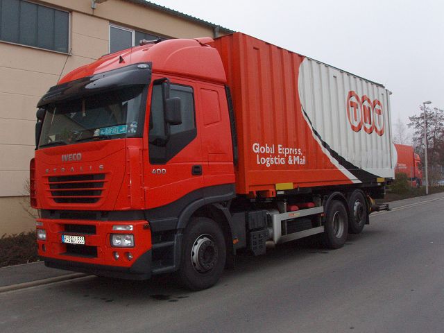 Iveco-Stralis-AS-260S40-TNT-Holz-180105-1.jpg - Frank Holz