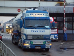 Volvo-FH12-Viinikka-Stober-100304-1-FIN