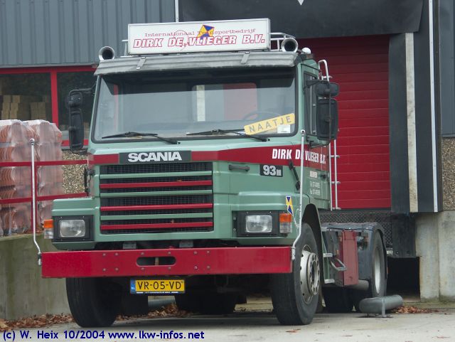 Scania-93-M-deVlieger-311004-1.jpg