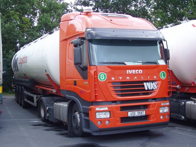 Iveco-Stralis-AS440S43-Vos-Holz-100904-2.jpg - Frank Holz