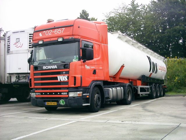 Scania-124-L-420-Vos-Rolf-061004-1.jpg - Mario Rolf