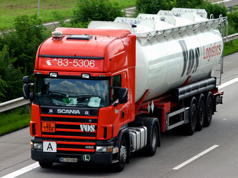 Scania-124-L-420-Vos-Ackermans-311007-03.jpg - Noud Ackermans