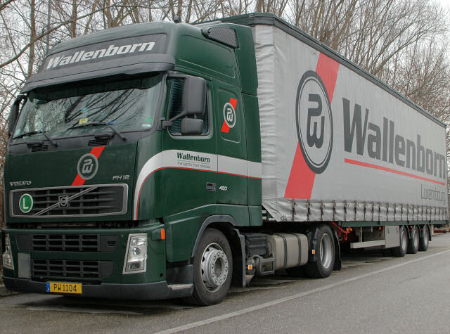 Volvo-FH12-420-Wallenborn-Schiffner-180806-02-LUX.jpg - Carsten Schiffner