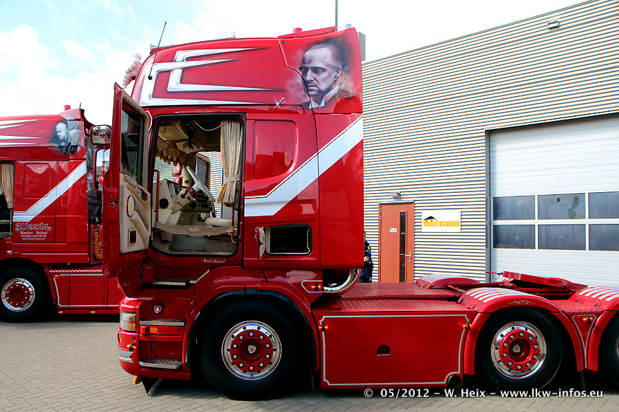 Truckshow-5-Jahre-Special-Interior-Urk-120512-355.jpg