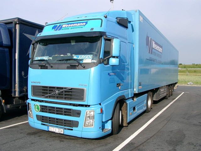 Volvo-FH12-460-Wesemann-Willann-220605-01.jpg - Michael Willann