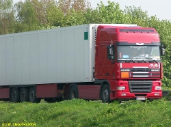DAF-95-XF-rot-weiss-270404-1
