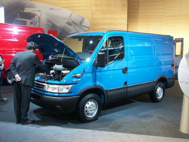 Iveco-Daily-35S10-280904-1.jpg - Iveco Daily 35 S 10