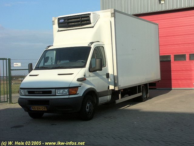 Iveco-Daily-50-C-16-weiss-060205-01.jpg - Iveco Daily 50 C 16